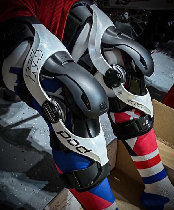 POD K4 2.0 KNEE BRACE WHITE PAIR